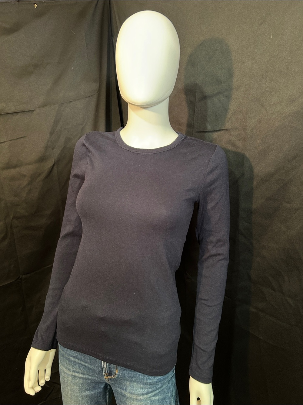 GAP Navy Long-Sleeve Crewneck Tee